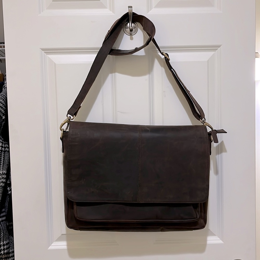 Leather messenger laptop bag